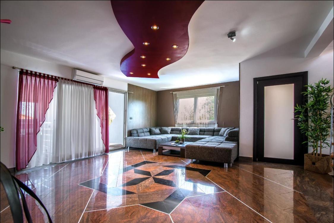 Villa Filip - Private Pool & Gym Pula Ngoại thất bức ảnh