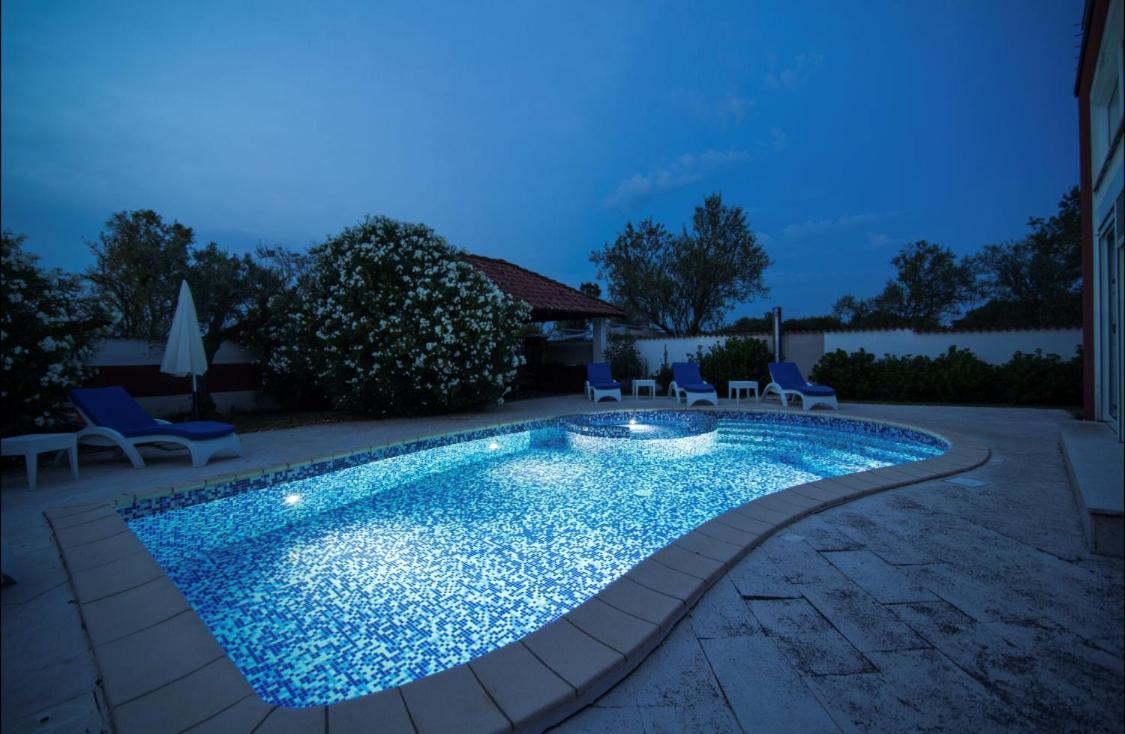 Villa Filip - Private Pool & Gym Pula Ngoại thất bức ảnh