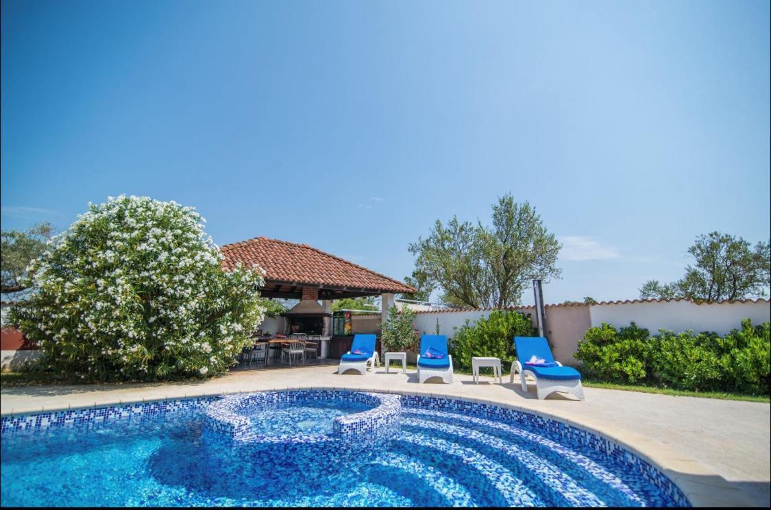Villa Filip - Private Pool & Gym Pula Ngoại thất bức ảnh