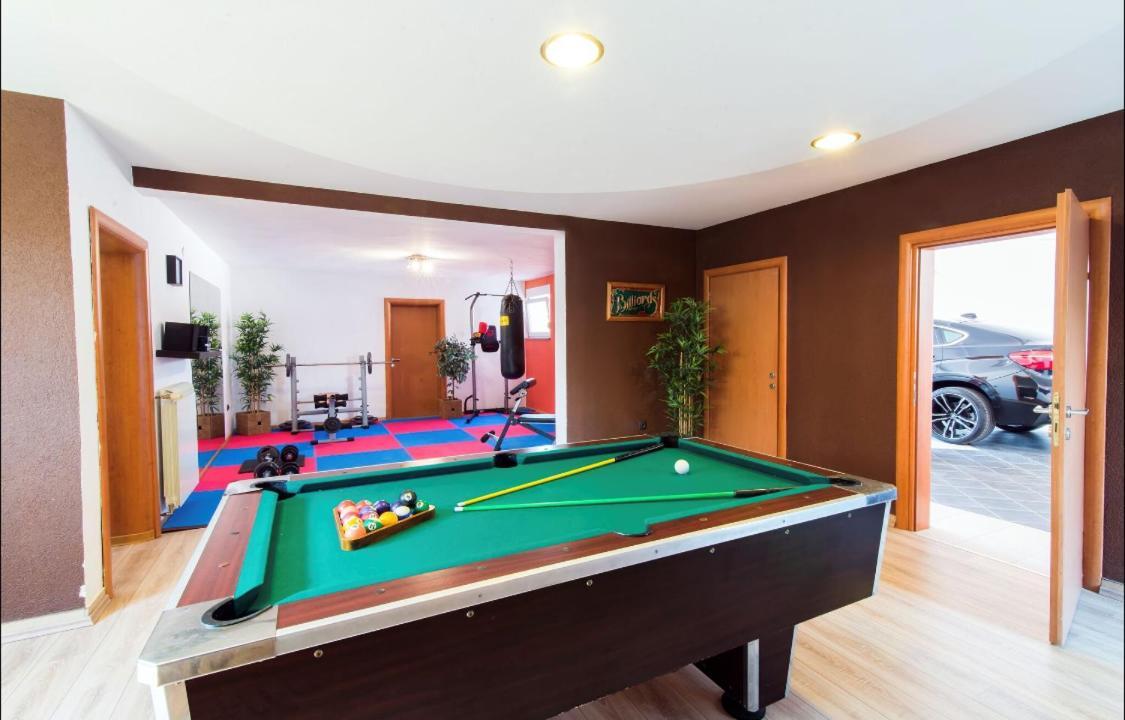 Villa Filip - Private Pool & Gym Pula Ngoại thất bức ảnh
