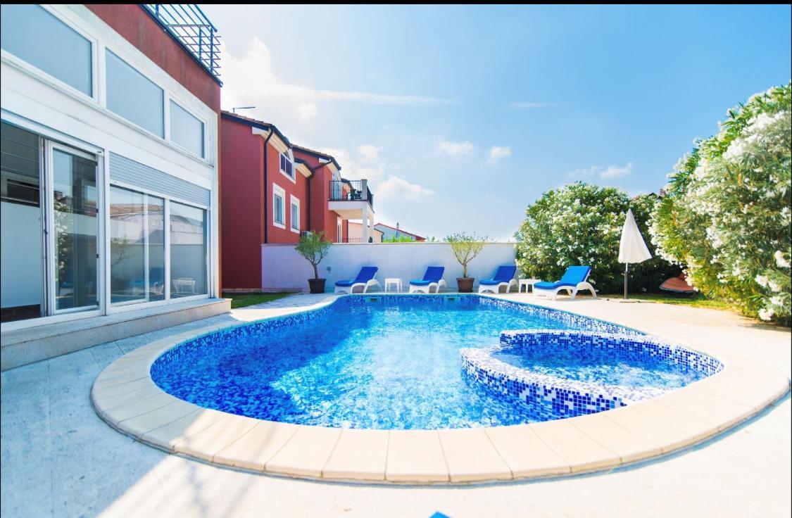 Villa Filip - Private Pool & Gym Pula Ngoại thất bức ảnh